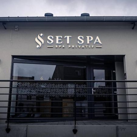 Set Spa Мускро́н Экстерьер фото